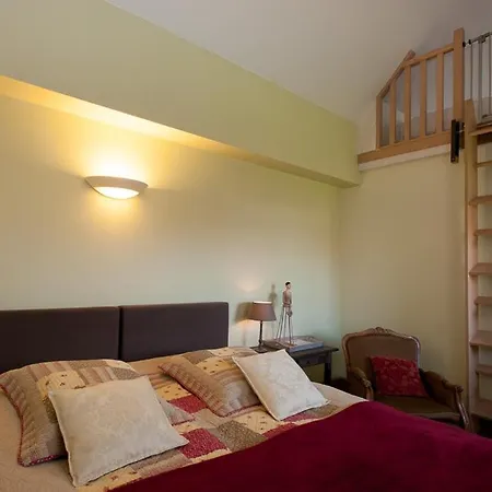 Domein Het Weiland Bed and breakfast 4*